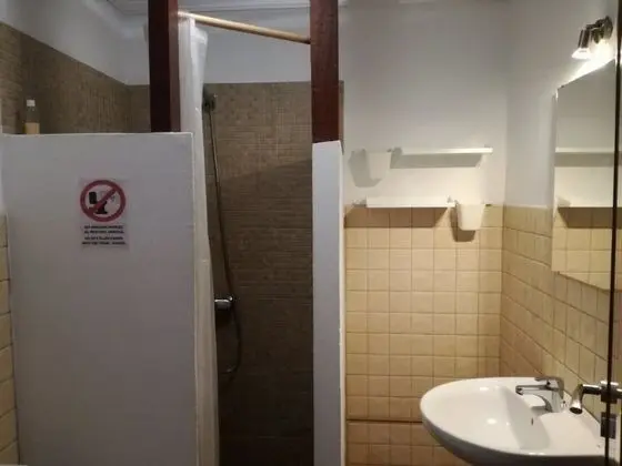 Ortak Ranzalı Oda, Karma Ranzalı Oda, Ortak Banyo