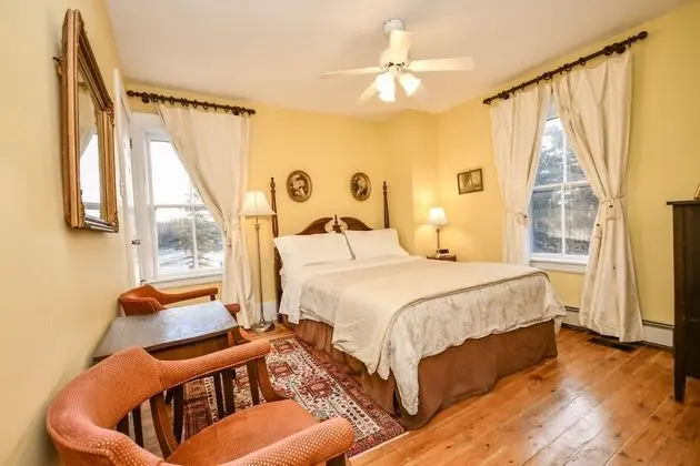 Standard Tek Büyük Yataklı Oda, Banyolu/Duşlu (Buttercup Room)