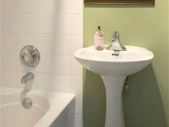 Standard Tek Büyük Yataklı Oda, Banyolu/Duşlu (Buttercup Room)