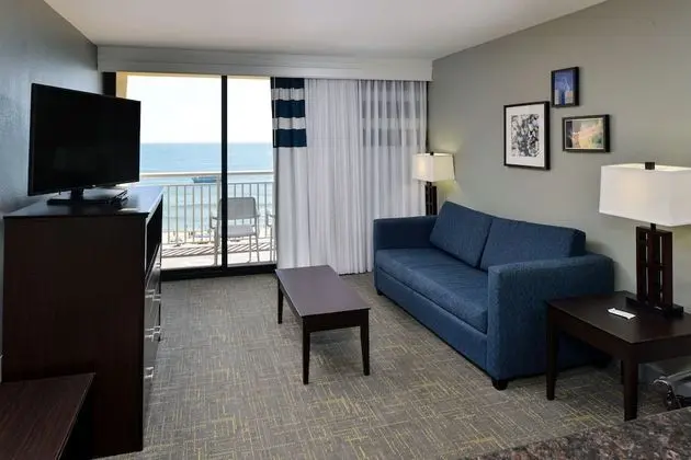 Süit, 1 En Büyük (King) Boy Yatak ve Çekyat, Balkon, Okyanusa Sıfır (Balcony)