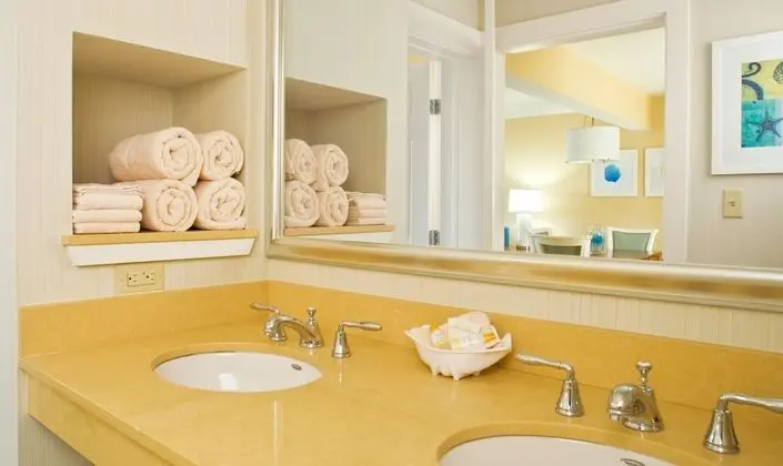 Bayview Suite