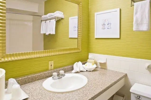 Waterfront 2 Double Beds