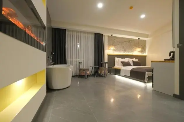 Premium Room, Havuz Manzaralı, Küvetli