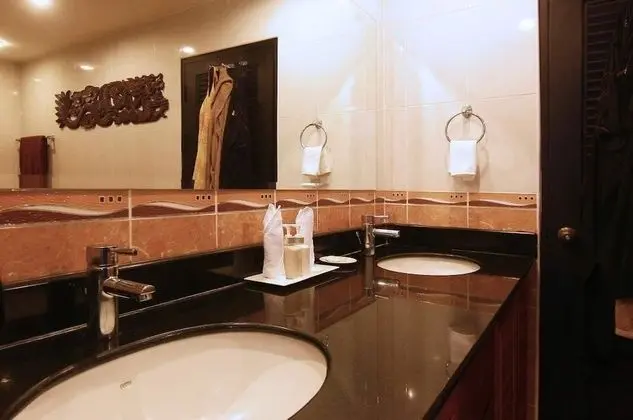 One Bedroom  Deluxe C2