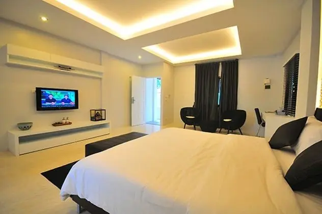 Premium Deluxe