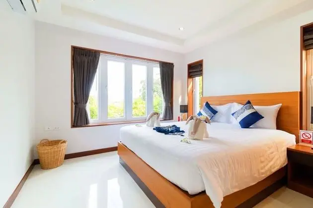 Deluxe Pool Villa with Sea View