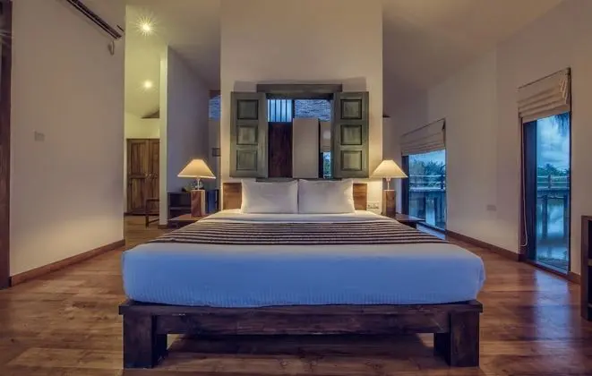 Bungalov, Sıcak Su Küveti, Lagün Manzaralı
