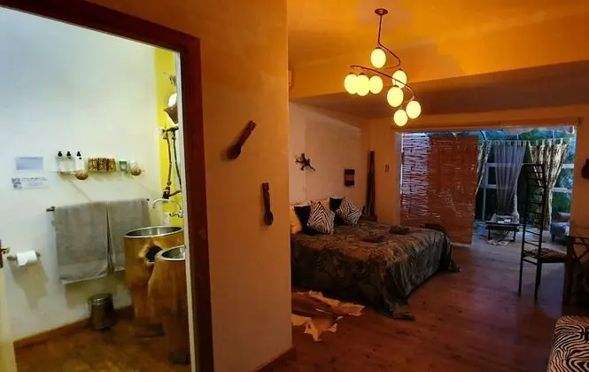 Deluxe Tek Büyük Yataklı Oda, 1 Büyük (Queen) Boy Yatak, Banyolu/Duşlu, Bahçe Manzaralı