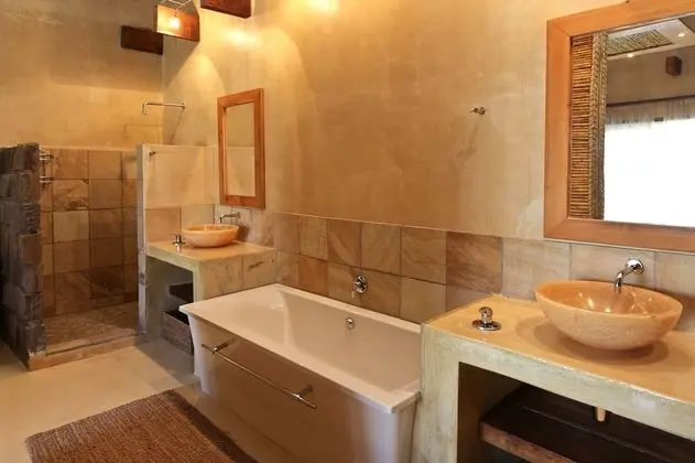 Family Oda, 2 Yatak Odası (staircase access)