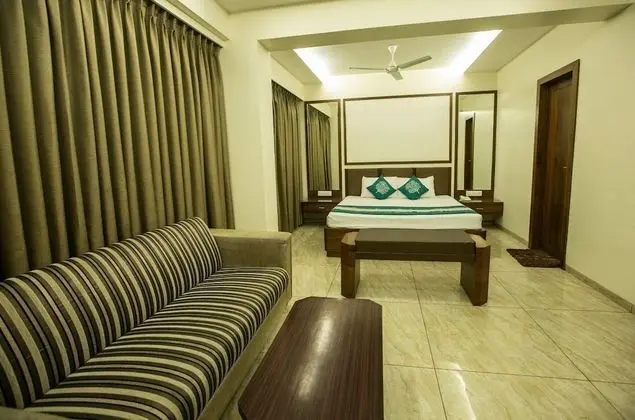 Luxury Tek Büyük Yataklı Oda