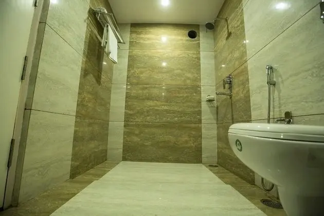 Luxury Tek Büyük Yataklı Oda