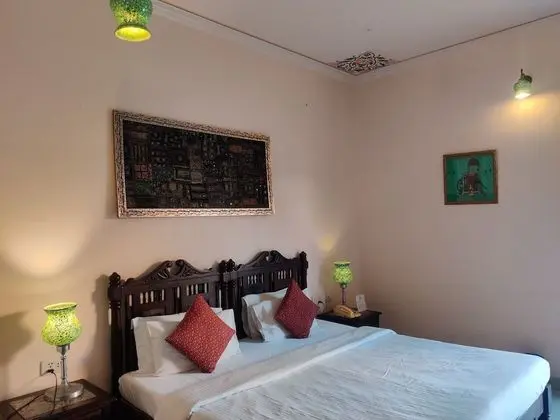 Deluxe Tek Büyük veya İki Ayrı Yataklı Oda, 1 Yatak Odası, Balkon, Avlu