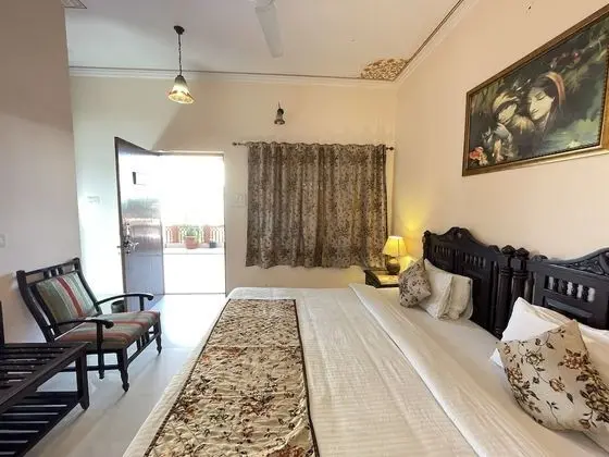 Deluxe Tek Büyük veya İki Ayrı Yataklı Oda, 1 Yatak Odası, Balkon, Avlu