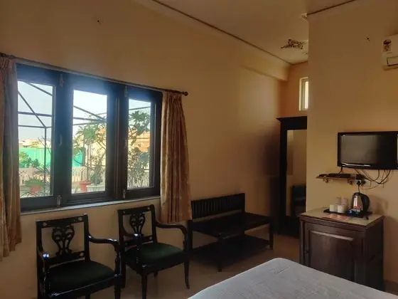 Deluxe Tek Büyük veya İki Ayrı Yataklı Oda, 1 Yatak Odası, Balkon, Avlu