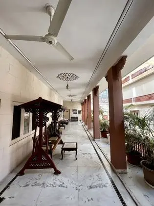 Deluxe Tek Büyük veya İki Ayrı Yataklı Oda, 1 Yatak Odası, Balkon, Avlu