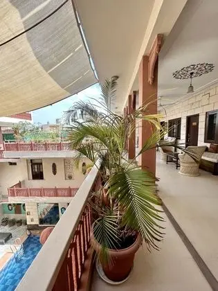 Deluxe Tek Büyük veya İki Ayrı Yataklı Oda, 1 Yatak Odası, Balkon, Avlu