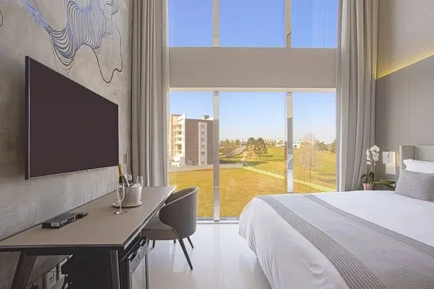 Deluxe Tek Büyük Yataklı Oda
