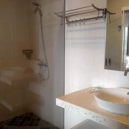 Deluxe Tek Büyük Yataklı Oda, Balkon