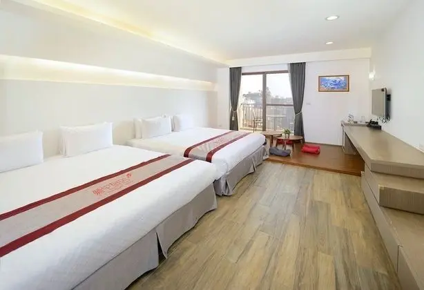 Standard Dört Kişilik Oda, Balkon