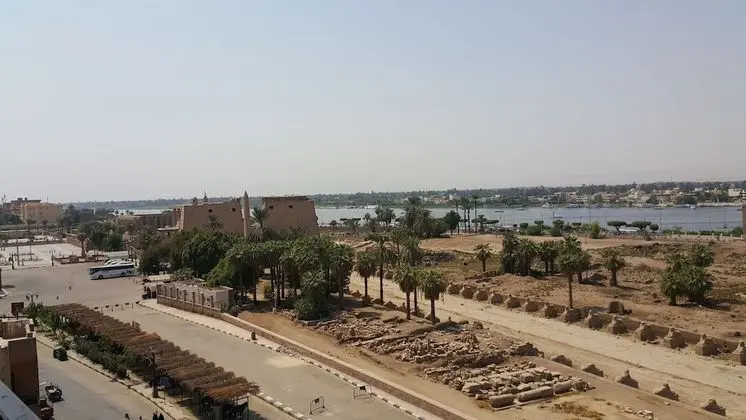 Tek Kişilik Oda, Nehir Manzaralı