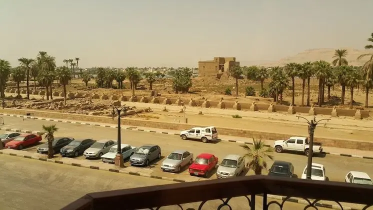 Tek Kişilik Oda, Nehir Manzaralı