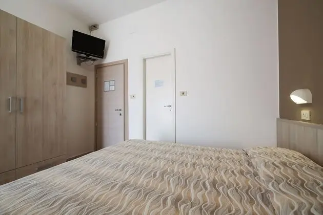 Tek Büyük veya İki Ayrı Yataklı Oda