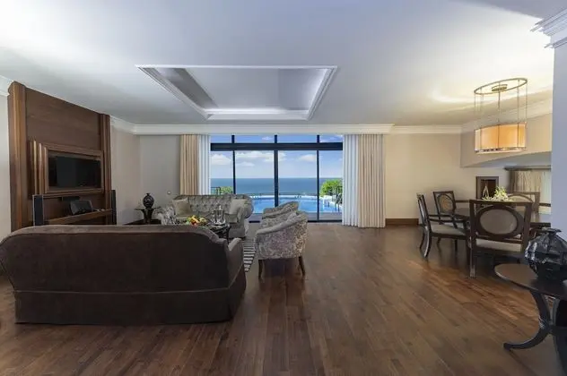 King Suite