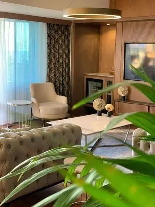 Royal Suite