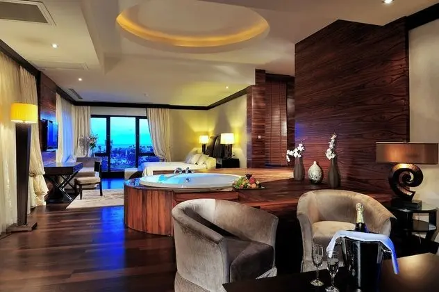 VIP Villa