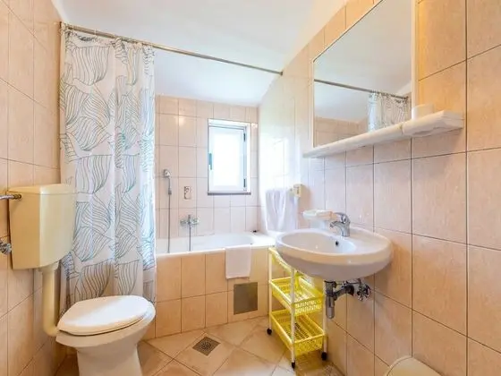 Villa (Six Bedroom Villa with private pool)