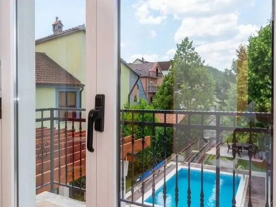 Villa (Six Bedroom Villa with private pool)