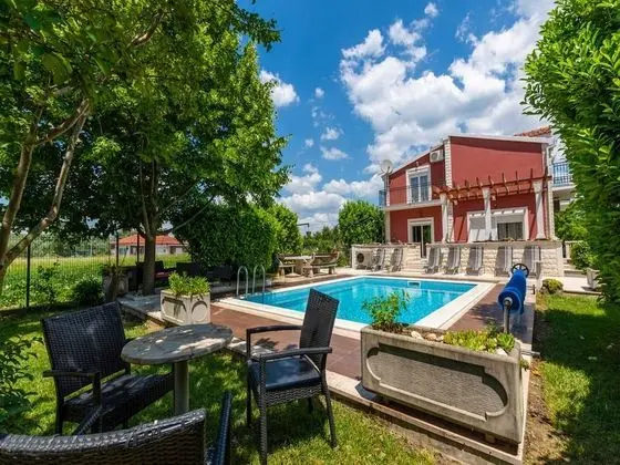 Villa (Six Bedroom Villa with private pool)