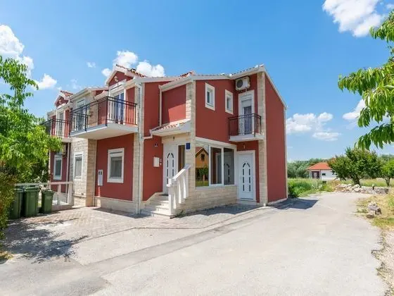 Villa (Six Bedroom Villa with private pool)