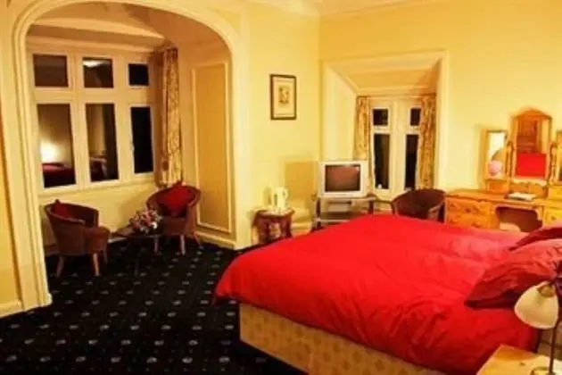 Deluxe Dört Kişilik Oda, Birden Çok Yatak
