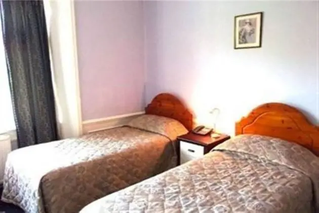 Deluxe Dört Kişilik Oda, Birden Çok Yatak