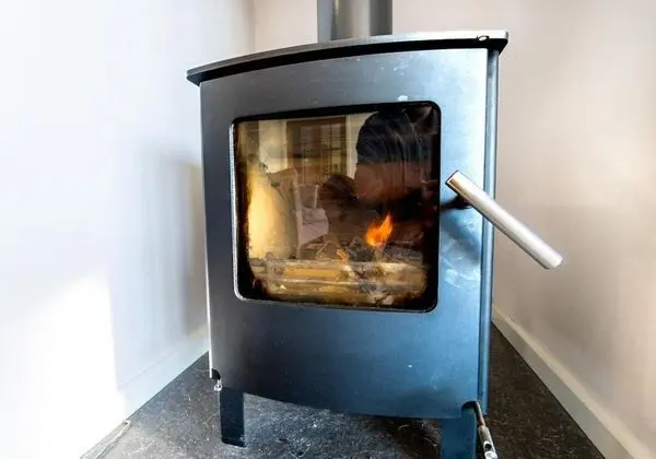 Ev