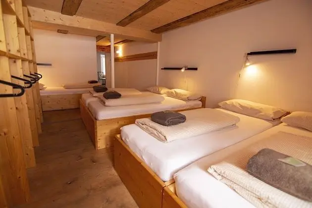 Family Oda (5 adults)