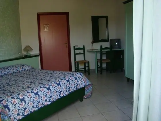 Tek Büyük Yataklı Oda