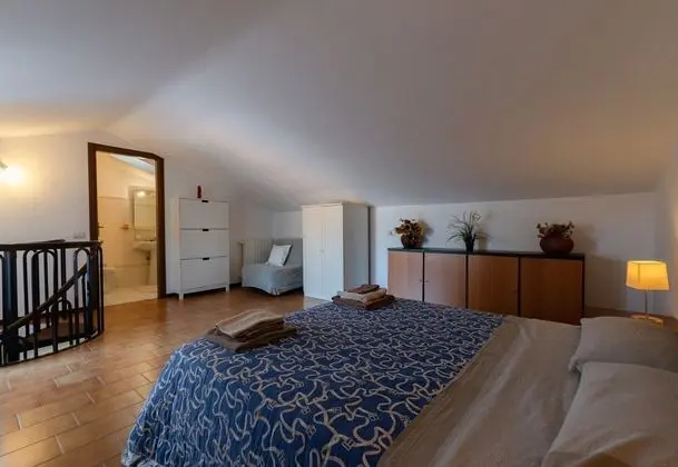 Standard Apart Daire, Birden Çok Yatak, 2 Banyolu, Bahçeli (Susy with lake view and pool)