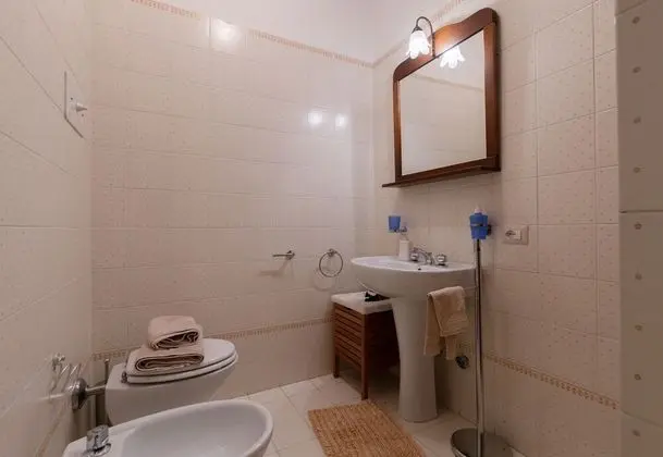 Standard Apart Daire, Birden Çok Yatak, 2 Banyolu, Bahçeli (Susy with lake view and pool)