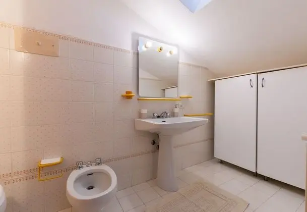 Standard Apart Daire, Birden Çok Yatak, 2 Banyolu, Bahçeli (Susy with lake view and pool)