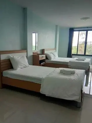 Üç Kişilik Oda