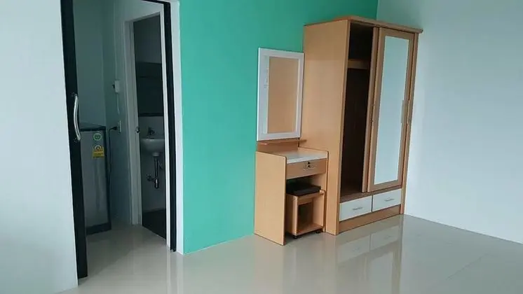 Üç Kişilik Oda