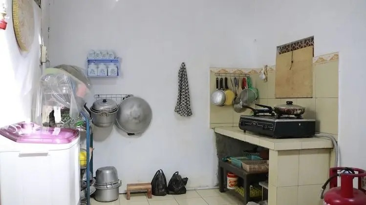 Ortak Ranzalı Oda, Sadece erkekler için (ONE Bed in 5 Bed)