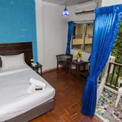 Tek Büyük Yataklı Oda, Balkon