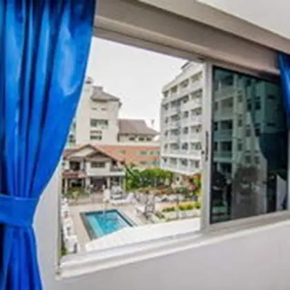 Tek Büyük Yataklı Oda, Balkon