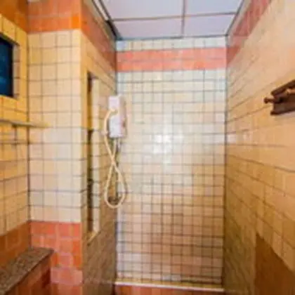 Tek Büyük Yataklı Oda, Balkon