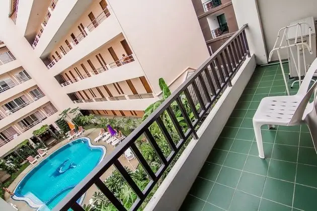 Tek Büyük Yataklı Oda, Balkon
