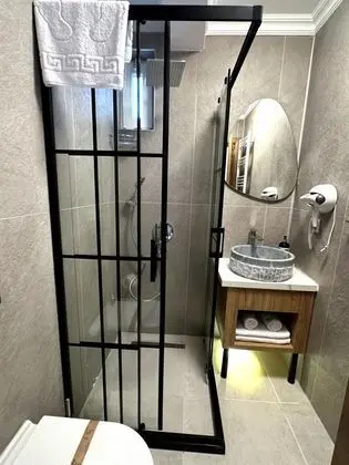 Standart Oda Balkonlu, Deniz ve Havuz Manzaralı, Balkonlu