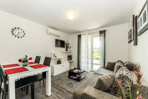 Superior Apart Daire